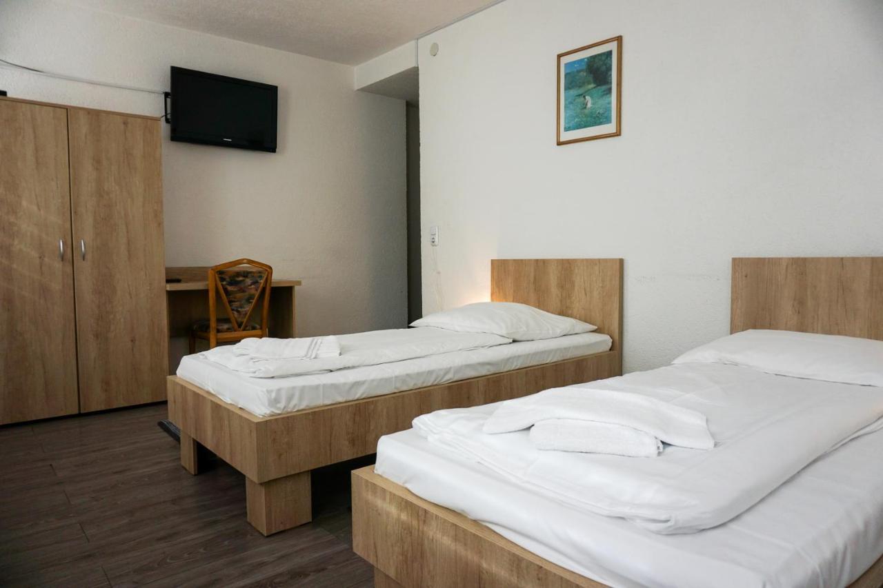 Hotel Kreuz Schwäbisch Gmünd Exteriér fotografie